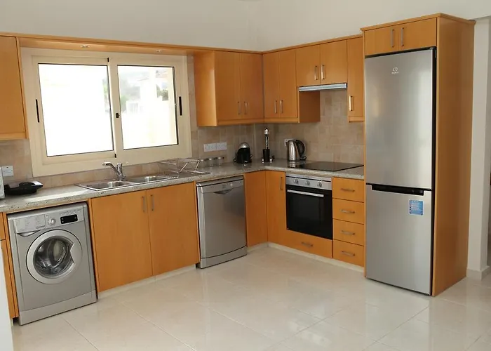 Anthorina 19 Протарас